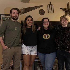 Meet your Posher, Stephanie